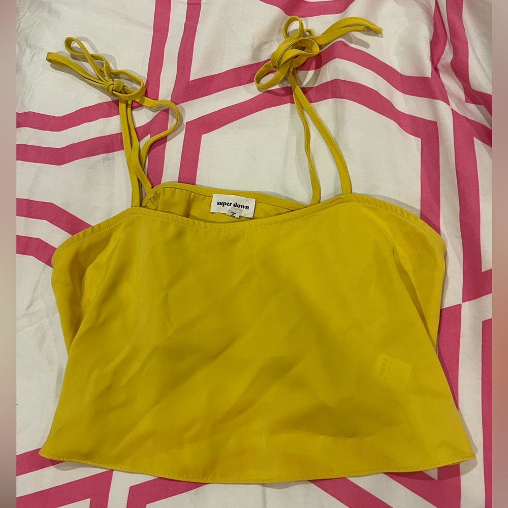 Superdown (Revolve) Cropped Yellow Tank Top - image 4